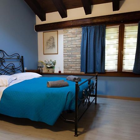 Isola Di Wight Bed & Breakfast Сан Микеле ал Таляменто Екстериор снимка